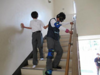 pict-高齢者疑似体験 (3)
