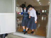 pict-高齢者疑似体験 (5)