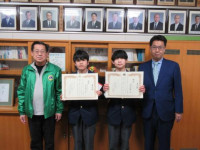 pict-ライオンズポスター表彰式 (3)